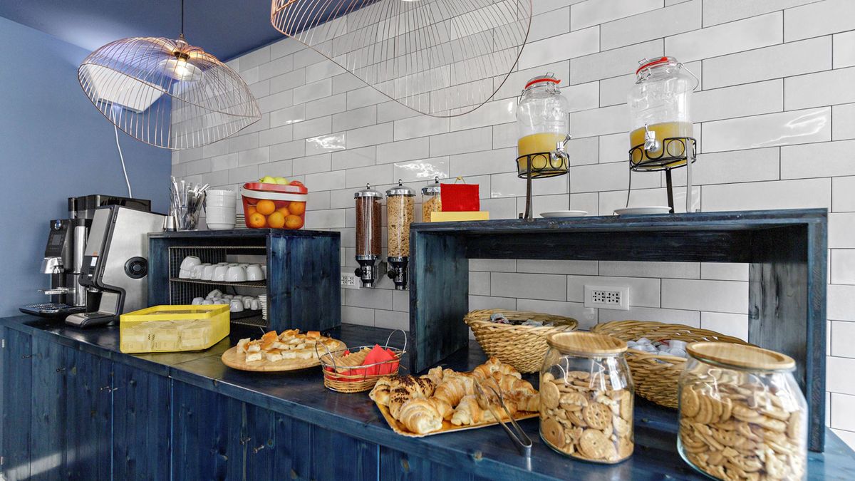   - Hotel Britannia by Ostello Bello a Genova