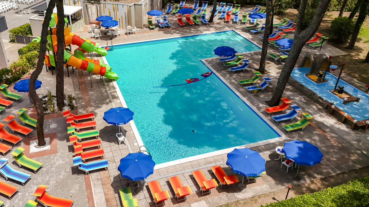   - Color Bay Village Milano Marittima  a Milano Marittima