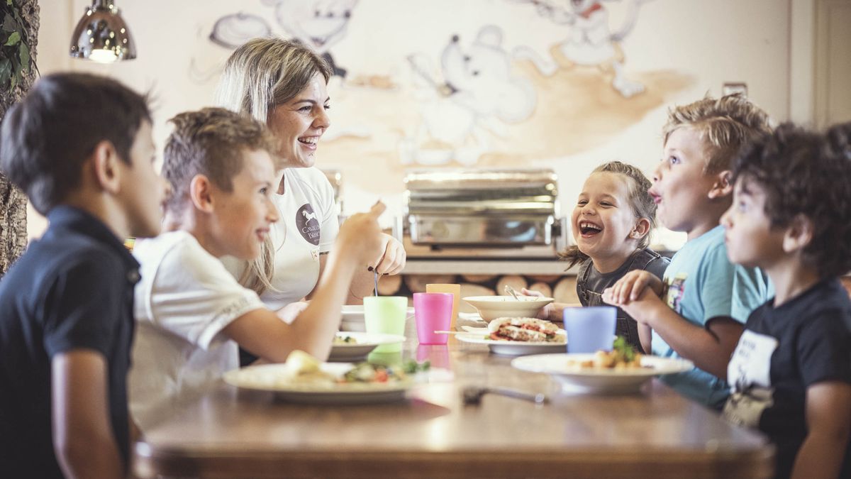  hotel-bambini-miniclub - Cavallino Bianco Family Spa Grand Hotel a Ortisei