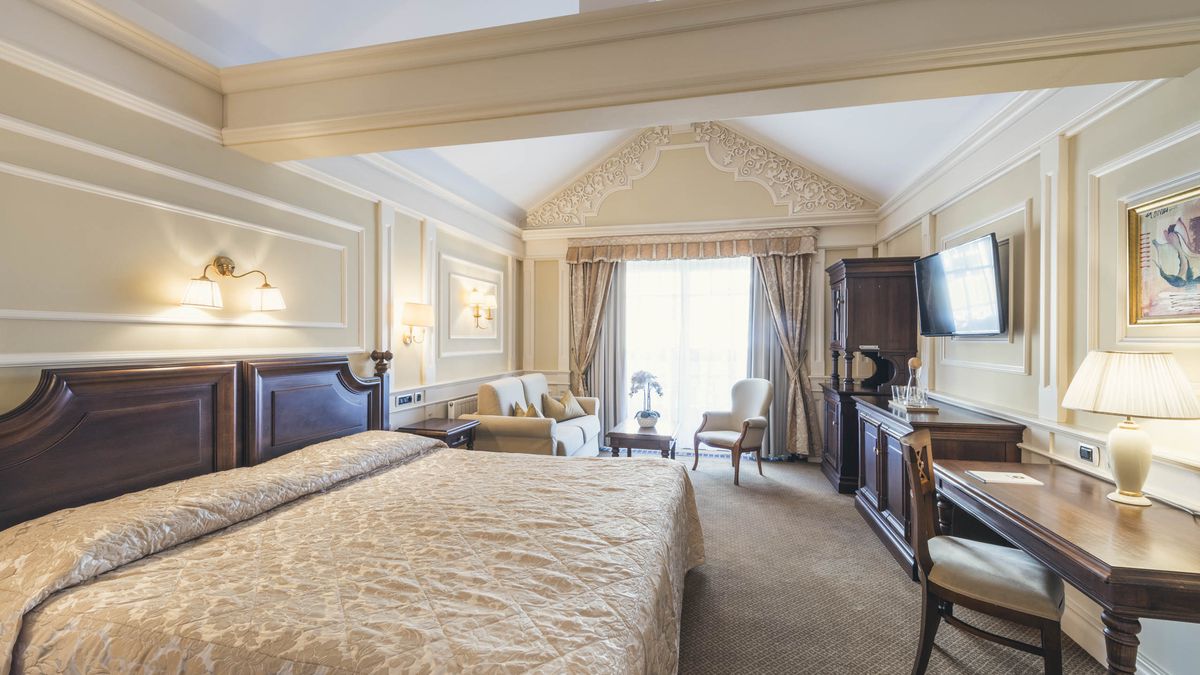  hotel-suite-famiglia-openspace - Cavallino Bianco Family Spa Grand Hotel a Ortisei