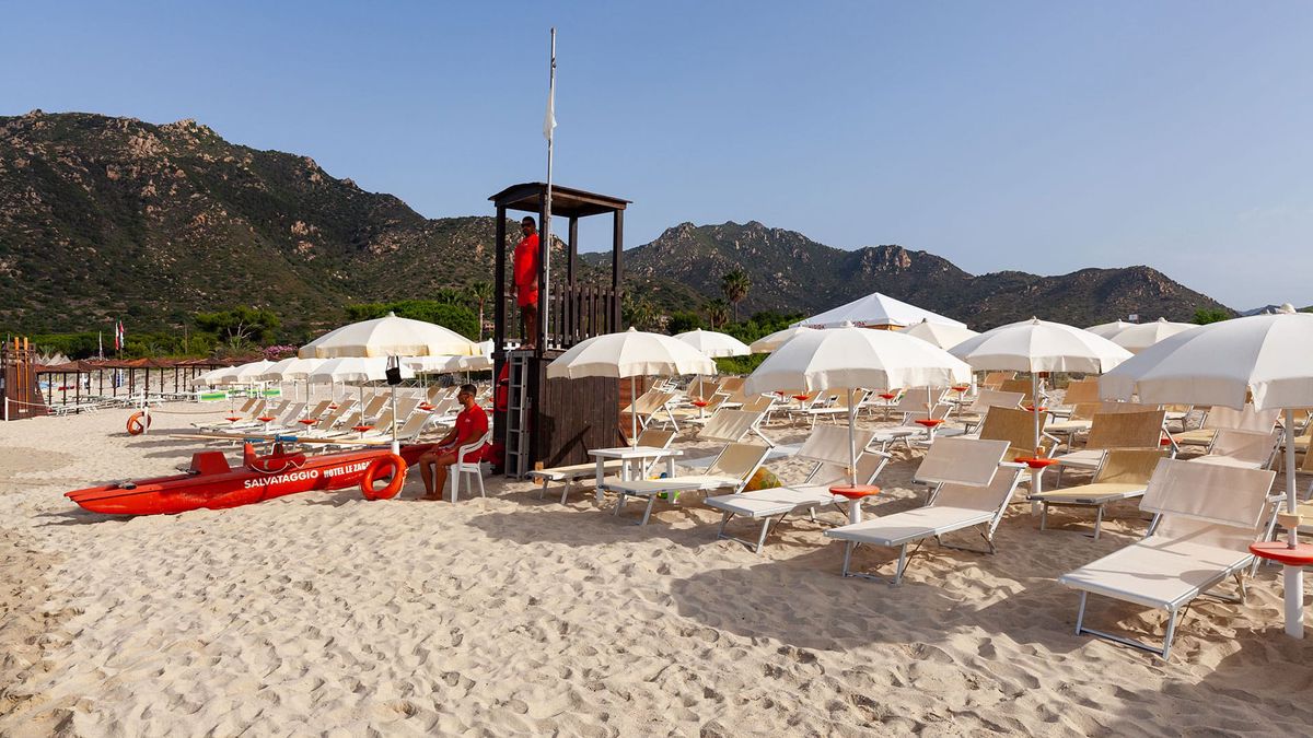  iH Hotels Villasimius Le Zagare Campus spiaggia attrezzata - IH HOTELS VILLASIMIUS LE ZAGARE RESORT a Villasimius 