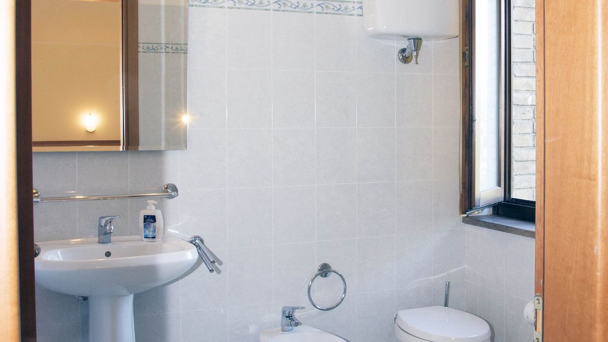   - Borgo San Fortunato a Assisi