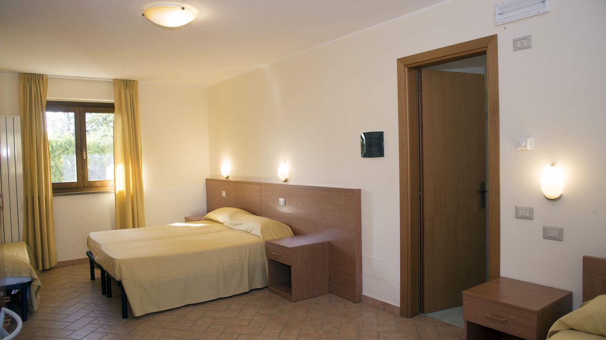   - Borgo San Fortunato a Assisi