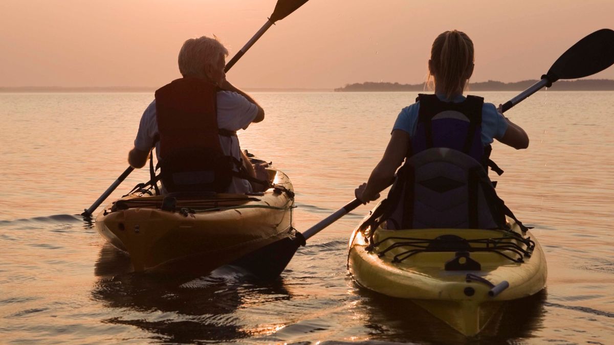   - Tour in Kayak nel Golfo di Napoli al tramonto a Napoli