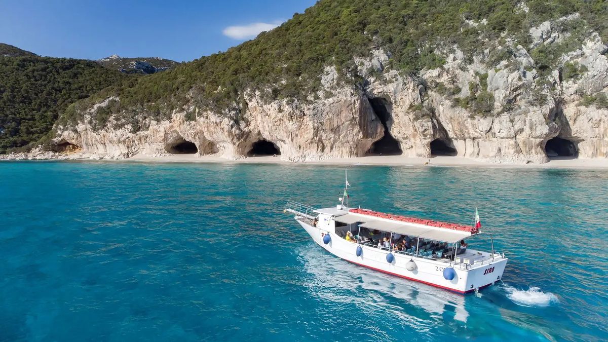   - Mini crociera nel Golfo di Orosei a Cala Gonone