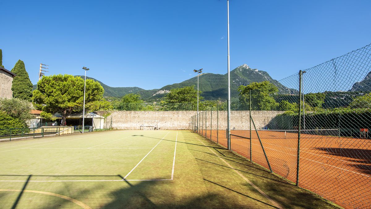  Tennis & Soccer - Hotel Antico Monastero a  Toscolano-Maderno 