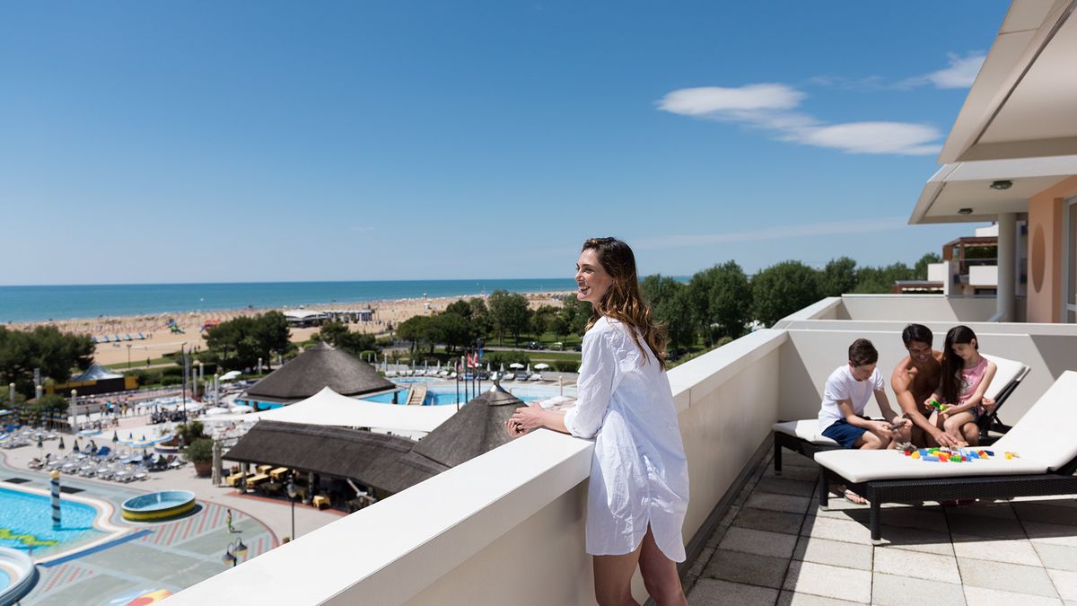   - Aparthotel Holiday a Bibione