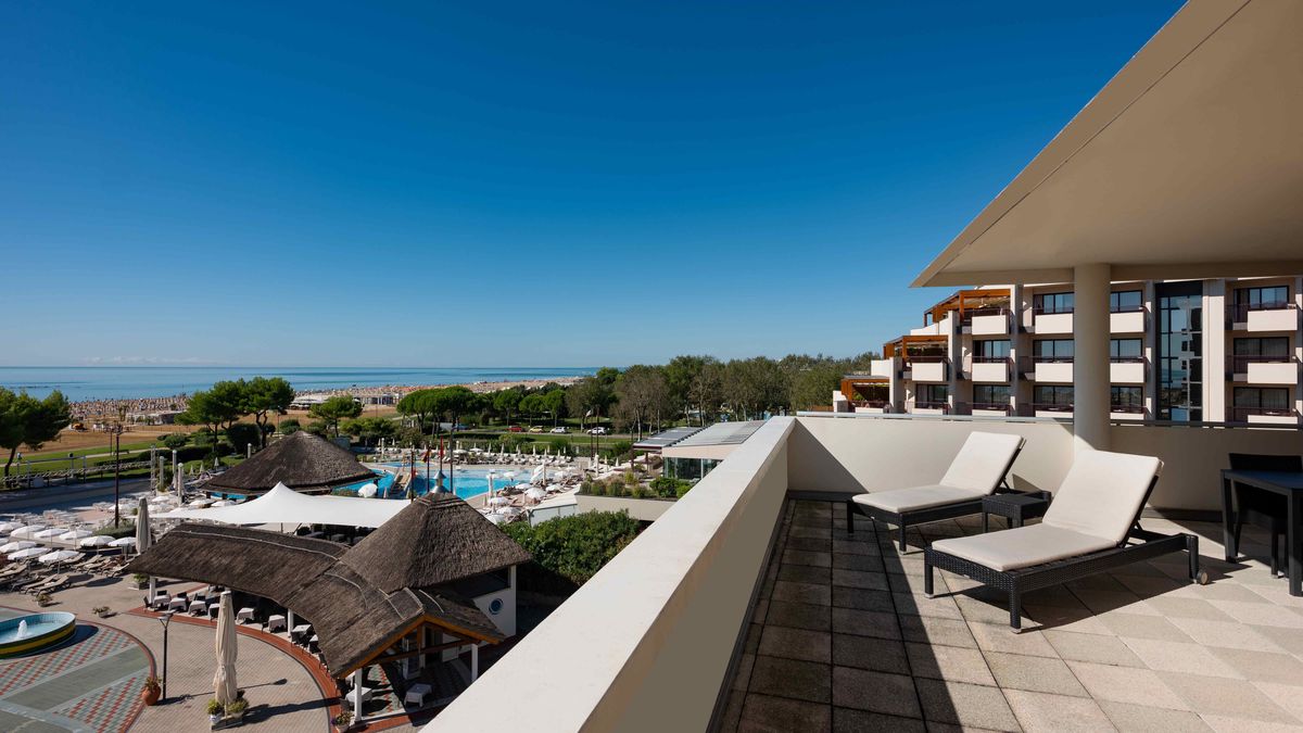   - Aparthotel Holiday a Bibione