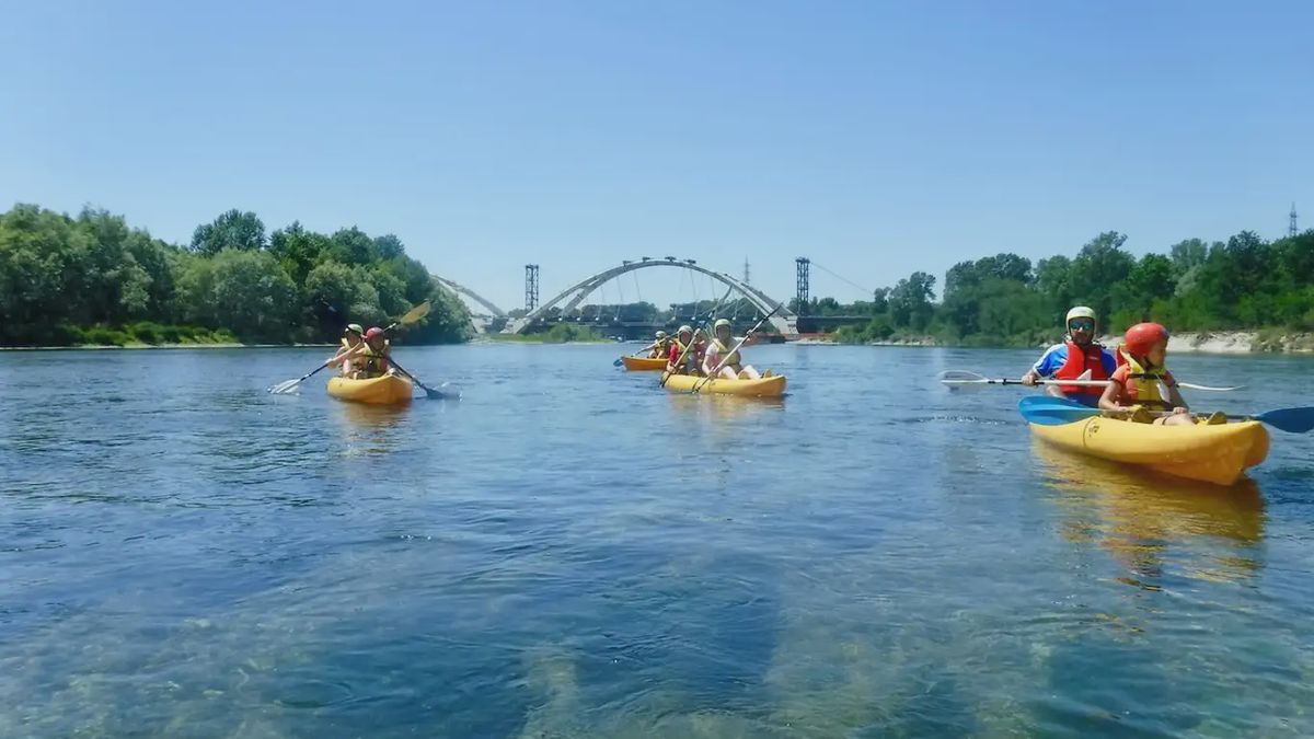   - Escursione in kayak sul fiume Ticino a Vigevano