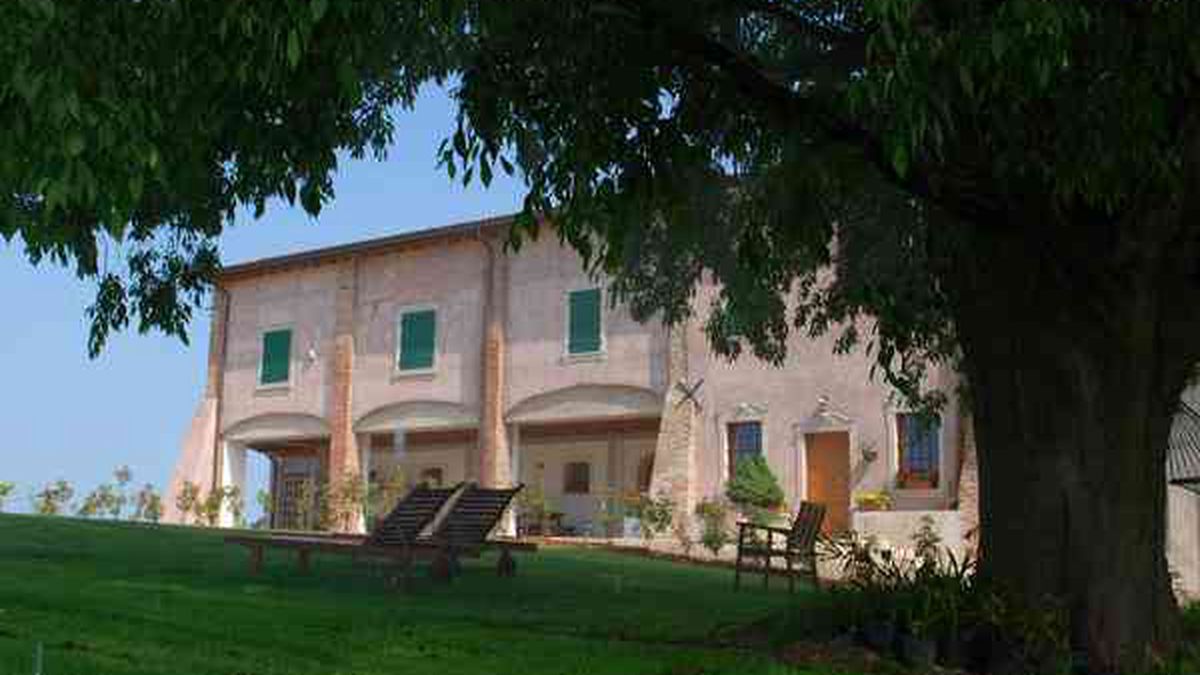   - Bosco del Gal a Castelnuovo del Garda