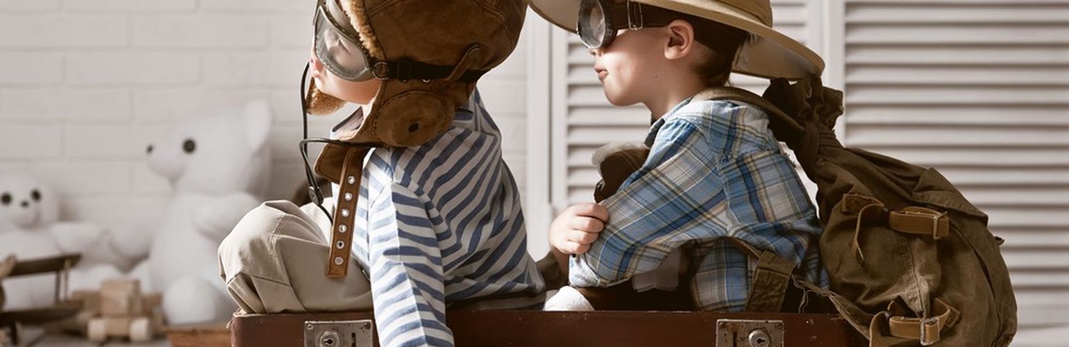 Come viaggiare in aereo con i bambini