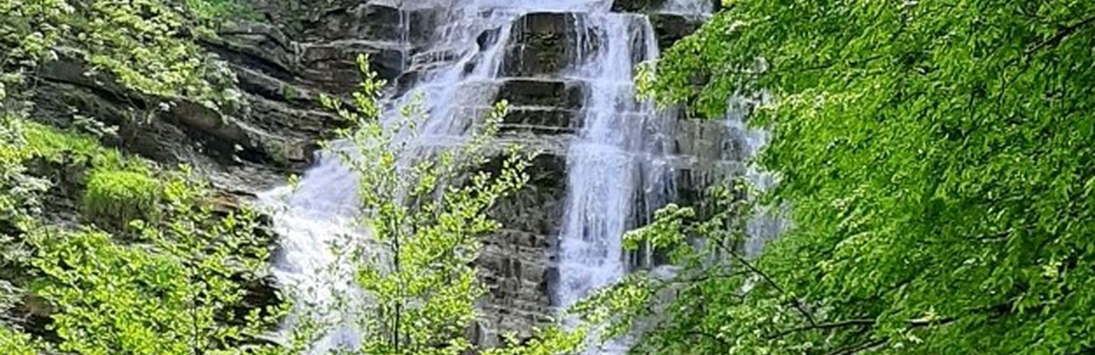 La Cascata dell’Acquacheta nelle foreste Casentinesi