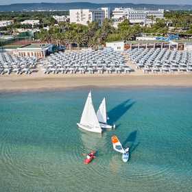 GRANSERENA HOTEL