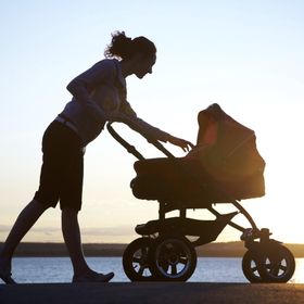 In viaggio con un  neonato per famiglie