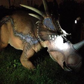 Sauronotte: la mostra dei dinosauri in carne e ossa con i bambini per famiglie