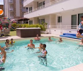 Offerta vacanza bambini Color Mokambo Shore Family Hotel a Cesenatico