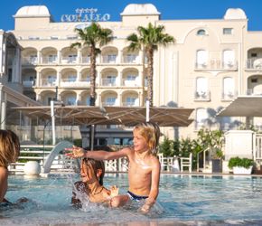 Offerta vacanza bambini Hotel Corallo a Riccione