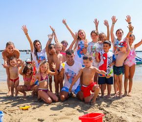 Offerta vacanza bambini Hotel Gambrinus - Valentini Family Village  a Bellaria