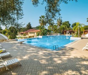 Offerta vacanza bambini Villaggio Residence Trivento a Palinuro