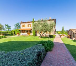 Offerta vacanza bambini Tenuta Quadrifoglio a Gambassi Terme