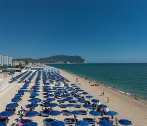 Offerta vacanza bambini Villaggio Conero Azzurro a Numana