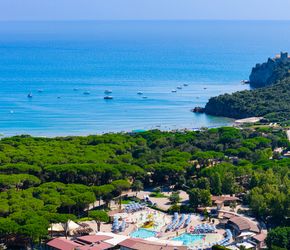 Offerta vacanza bambini Camping Village Baia Azzurra  a  Castiglione della Pescaia 