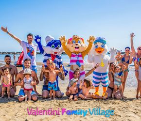 Offerta vacanza bambini Hotel Loris - Valentini Family Village a Bellaria