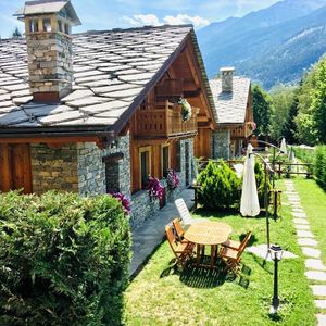 Bijoux Des Alpes – Mont Blanc Village