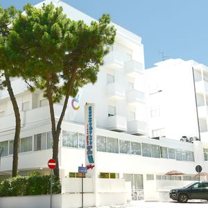 Color Metropolitan Family hotel