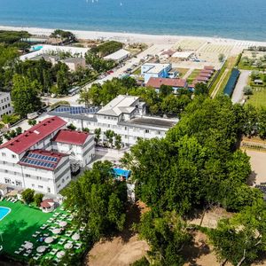 Color Green Village Cesenatico