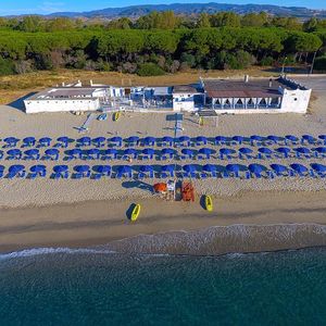 Triton Villas Residence & Hotel