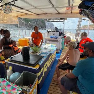 Escursione in barca alla grotta azzurra dell'isola d'elba 