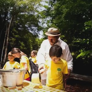 Visita guidata in fattoria apistica