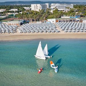 GRANSERENA HOTEL