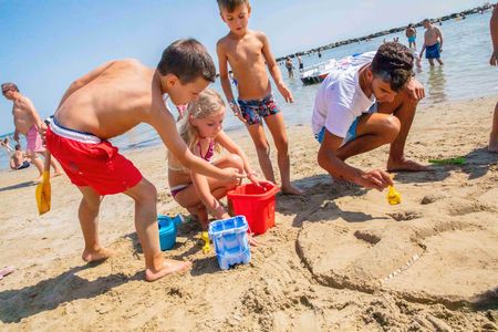 Offerta Mare: Hotel Loris - Valentini Family Village