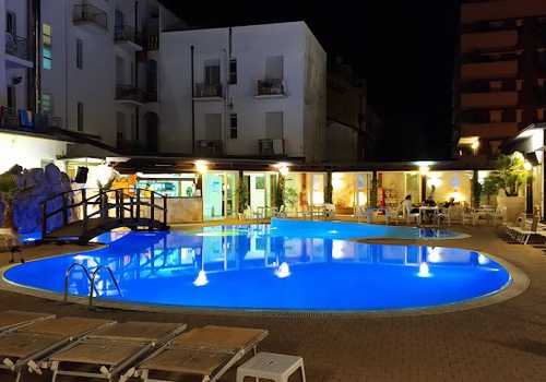 Ferretti Club Hotel Angelini