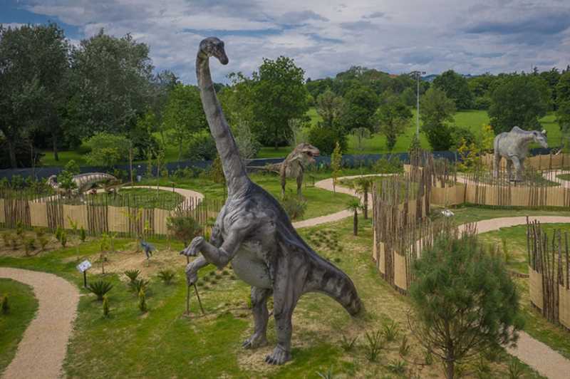 Parco Dinosauri in Carne e Ossa