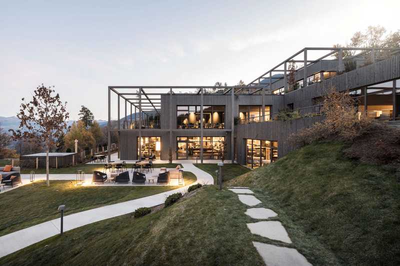 AKI Family Resort PLOSE