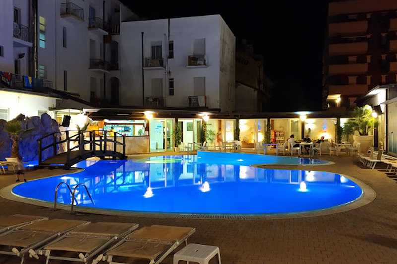 Ferretti Club Hotel Angelini