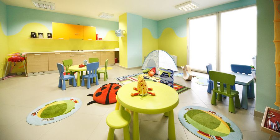 Stanza per i bimbi e biberoneria Yes Touring