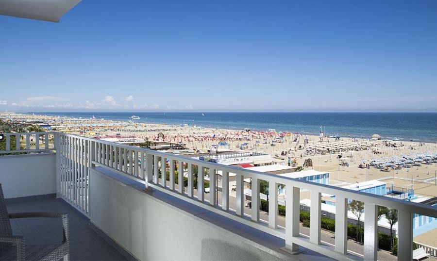 Yes Hotel Touring per famiglie vista mare Rimini