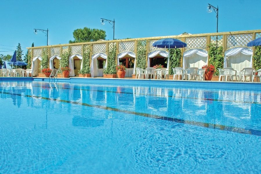 Una delle piscina della fattoria La Principina in Maremma Toscana - Vacanze con i bambini in Maremma Toscana