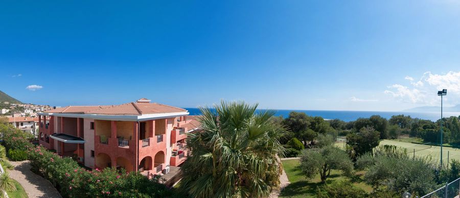 Hotel i Ginepri per famiglie con vista mare
