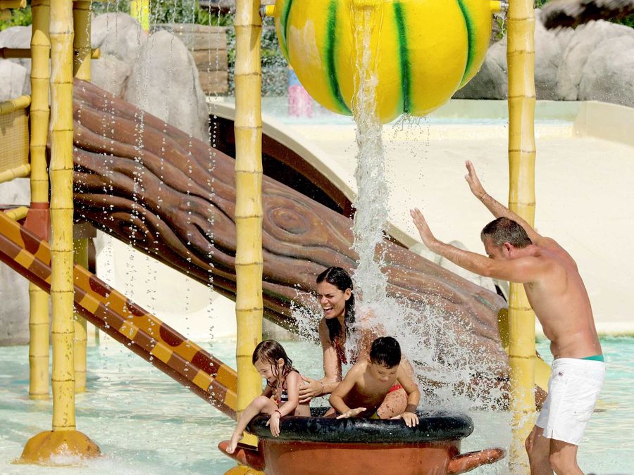 Parco acquatico follonica 