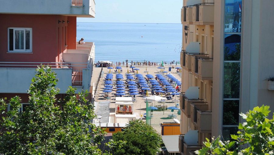Hotel Sanremo Rimini - Spiaggia convenzionata per famiglie