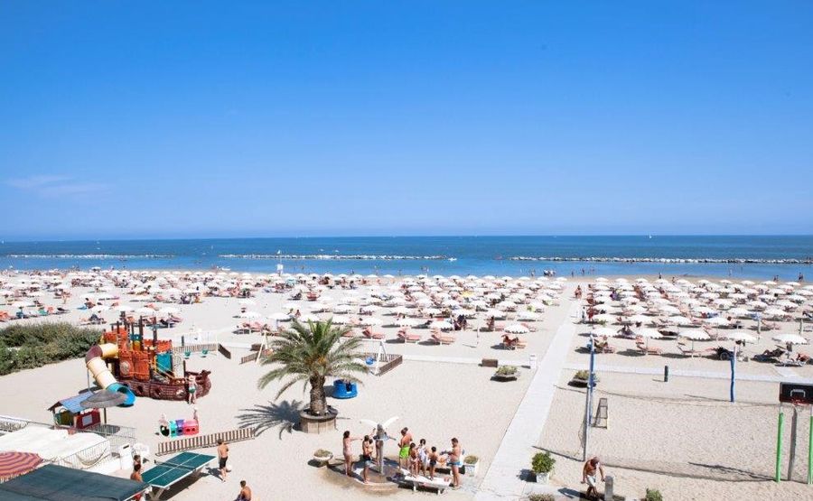 Hotel Blumen Rimini - servizio spiaggia per famiglie