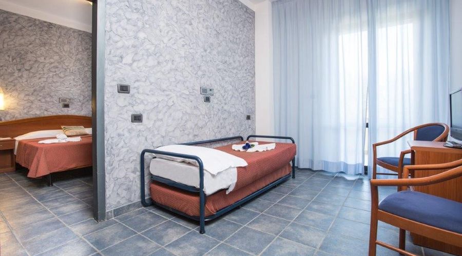 Family Room per famiglie con bambini - Hotel Due Mari a Miramare di Rimini