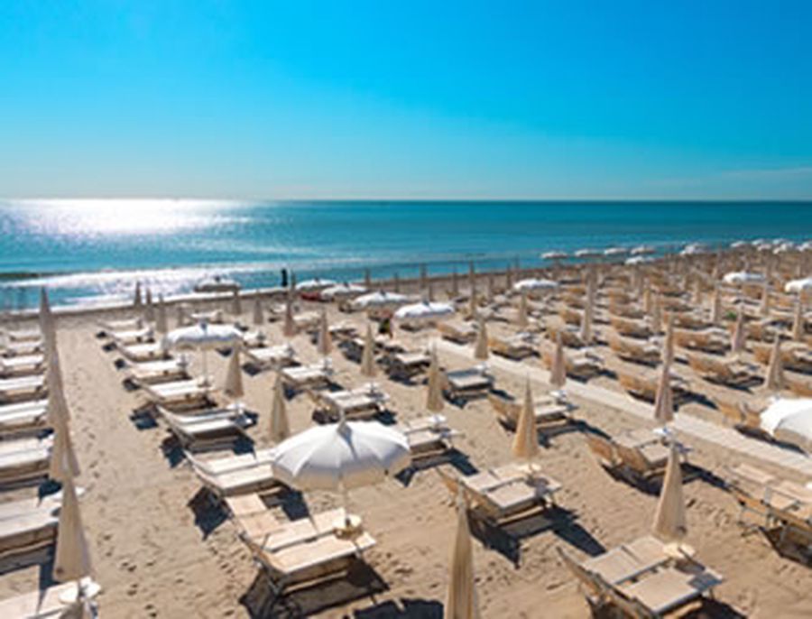 la spiaggia del'hotel Condor Milano Marittima