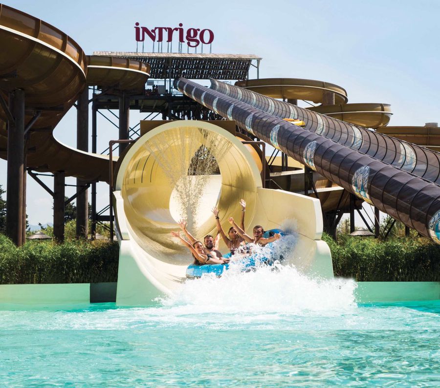 intrigo a Parco Acquatico Cecina