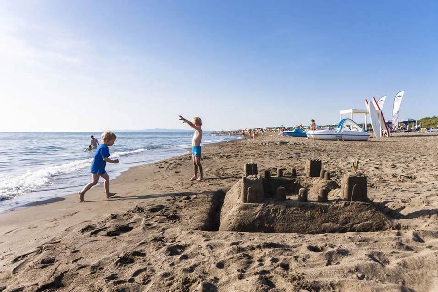 La spiaggia di Castagneto Carducci